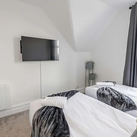Pearl Penthouse: O2 Academy Proximity with Beach Access Bournemouth Exterior photo