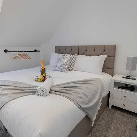 Pearl Penthouse: O2 Academy Proximity with Beach Access Bournemouth Exterior photo